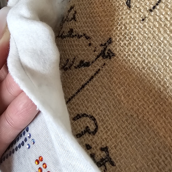 BNWT VS Sweater - Picture 2 of 3